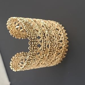 Stella & Dot cuff bracelet